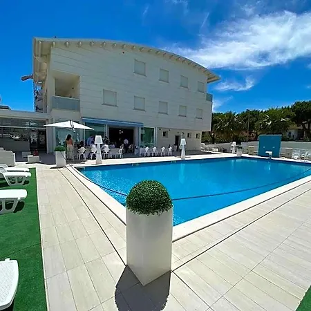 Elite Boutique 4*